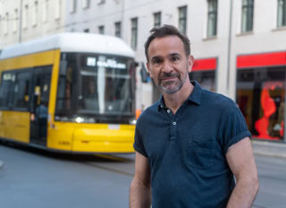 Andreas Stadler, Halbtotale